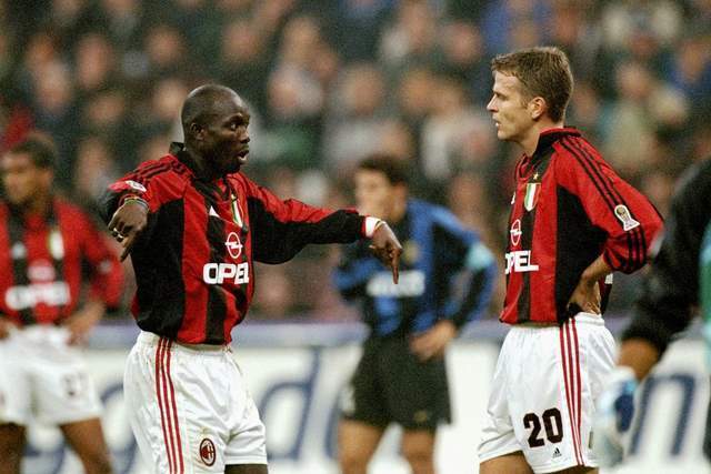 萨拉赫焦点对战,德罗巴与30激战热火分钟,反败为胜胜负难料!赛场气氛高涨(德罗巴智能锁官方) 萨拉赫焦点对战,德罗巴与30激战热火分钟,反败为胜胜负难料!赛场气氛高涨(德罗巴智能锁官方)